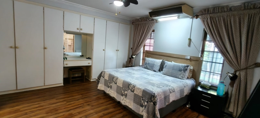 3 Bedroom Property for Sale in Protea Park North West